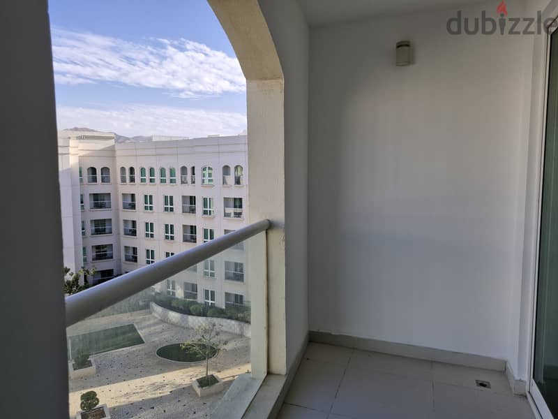 2 BR Elegant Apartment in Muscat Grand Mall 6