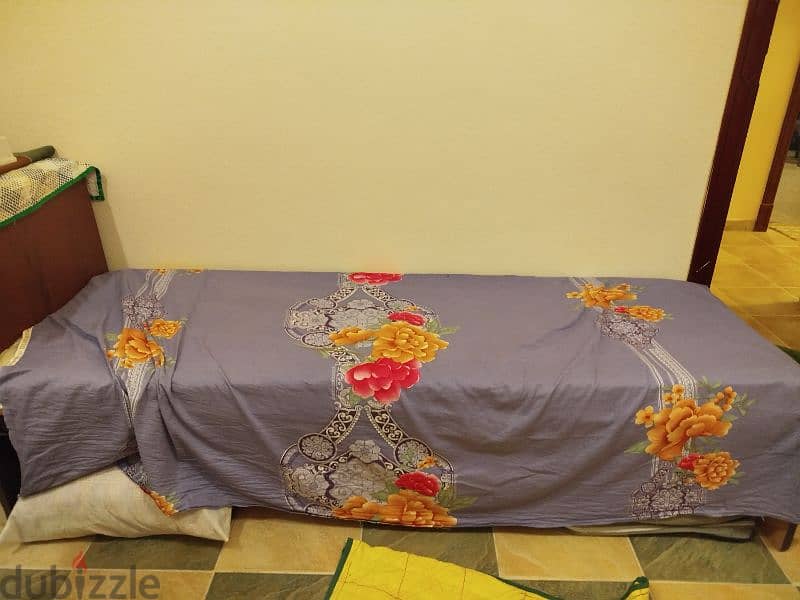 medical bed for urgent sale 0