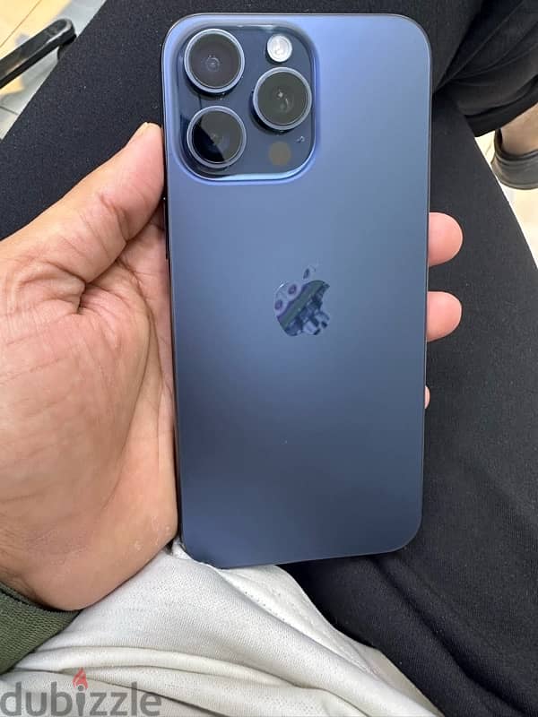 I phone 15 pro max blue Titanium 0