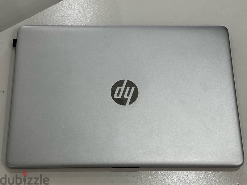 لابتوب HP نظيف جداً ولا يجود به عيوب 3