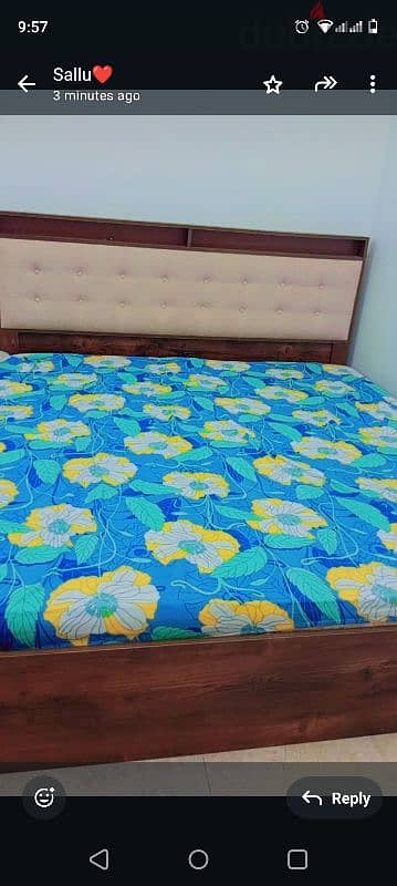 urgent sale for king size coat and mattress 0