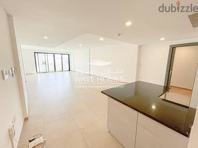 2 Bedrooms Apartment for Sale in Muscat Hills