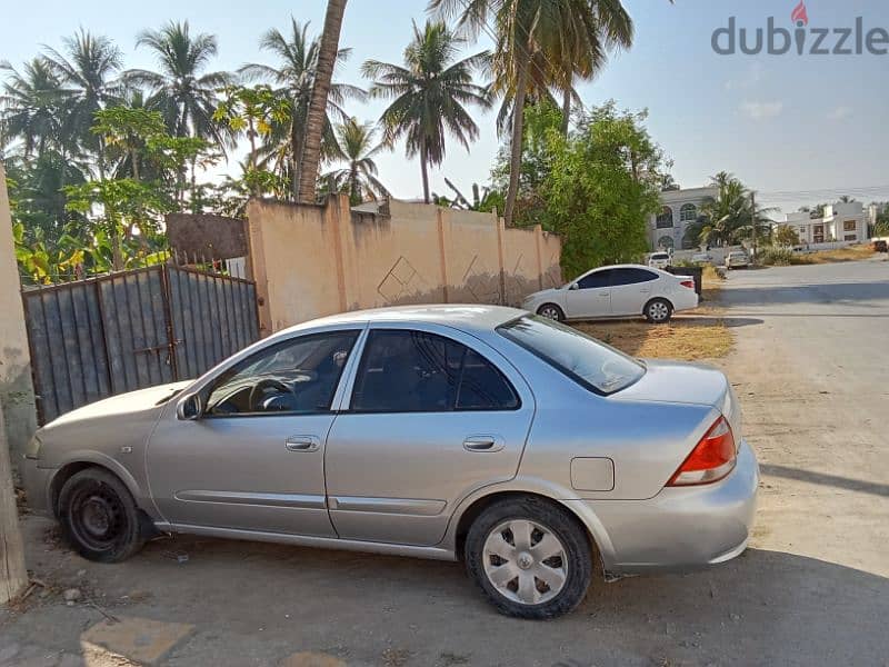 Nissan Sunny 2011 0