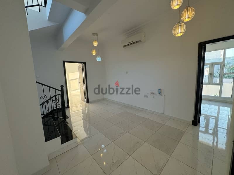 6 BR compound villa with huge bedrooms in Al Hail North near Al mouj 8