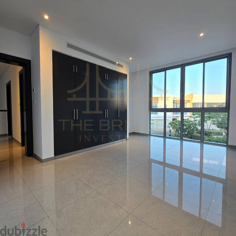 BEAUTIFUL 3+1 BR COURTYARD VILLA IN AL MOUJ 1