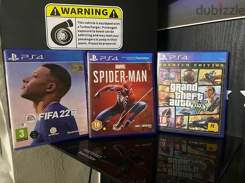 اشرطة ps4 شبه جديده الواحد بـ7ريال الألعاب موضحه ف صورة 0