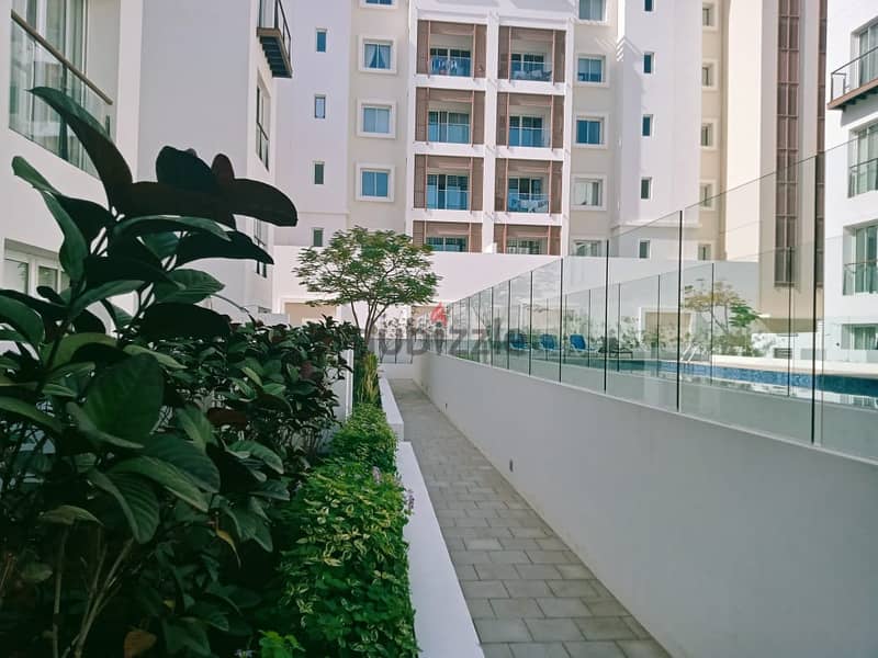 A 2-room apartment for rent in Al Mouj area, very clean 16