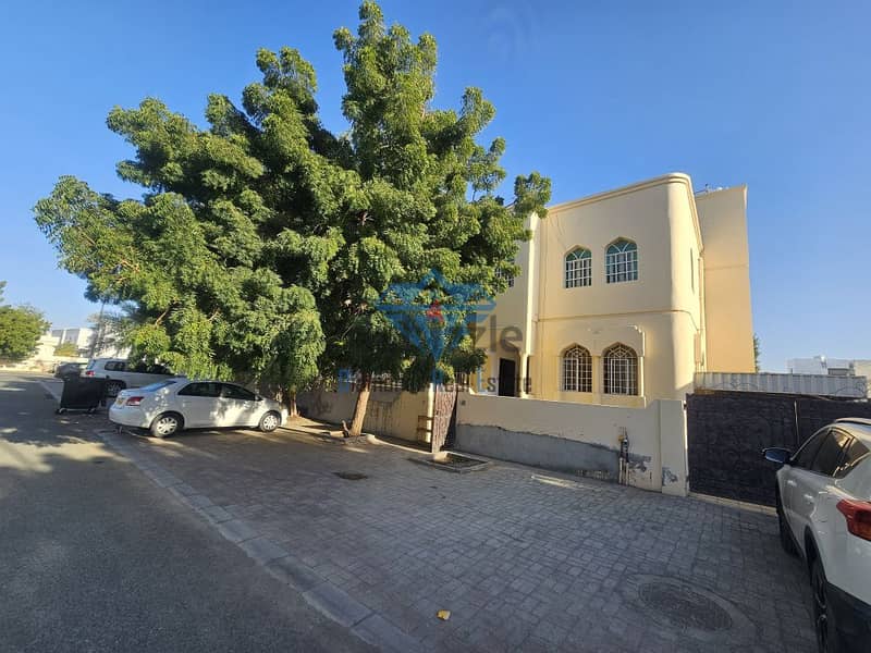 3 Bedroom apartment ground floor for rent in mawaleh south 0