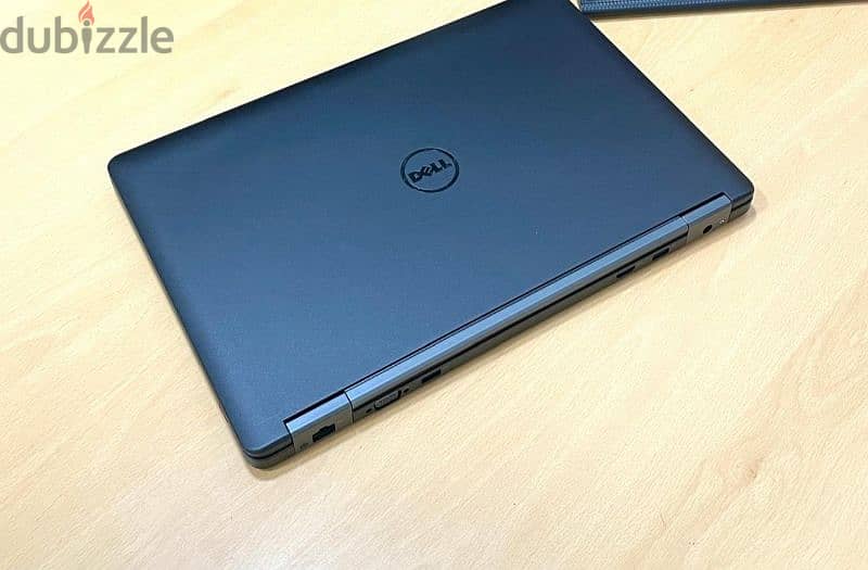 Dell latitude 5550  i7 5th Ram 16GB SSD 512GB 2