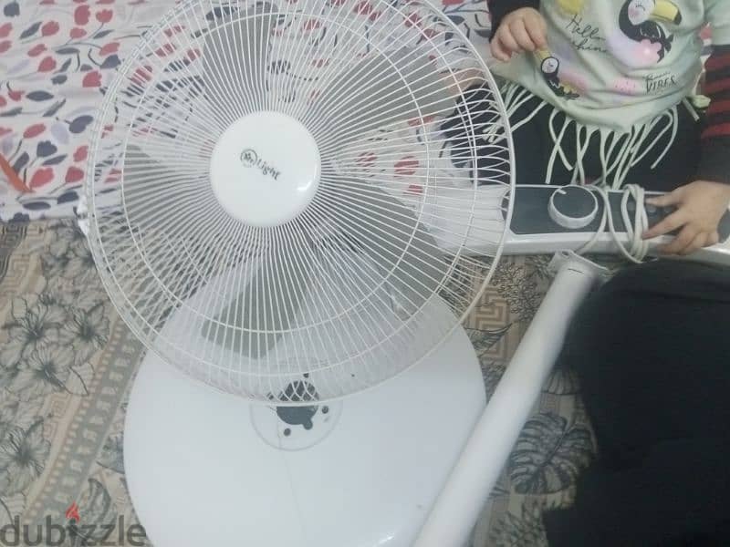 FAN with stand 0