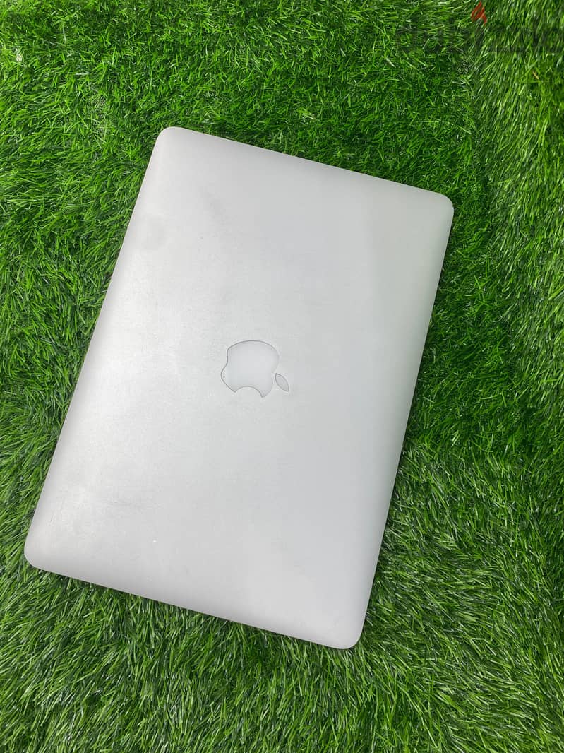 APPLE MACBOOK PRO 2013 CORE i5 8GB RAM 256GB SSD 3