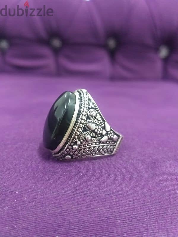 خاتم جزع عقيق يمني أسود بخطوط رصاصي natural black yamani agate ring 1