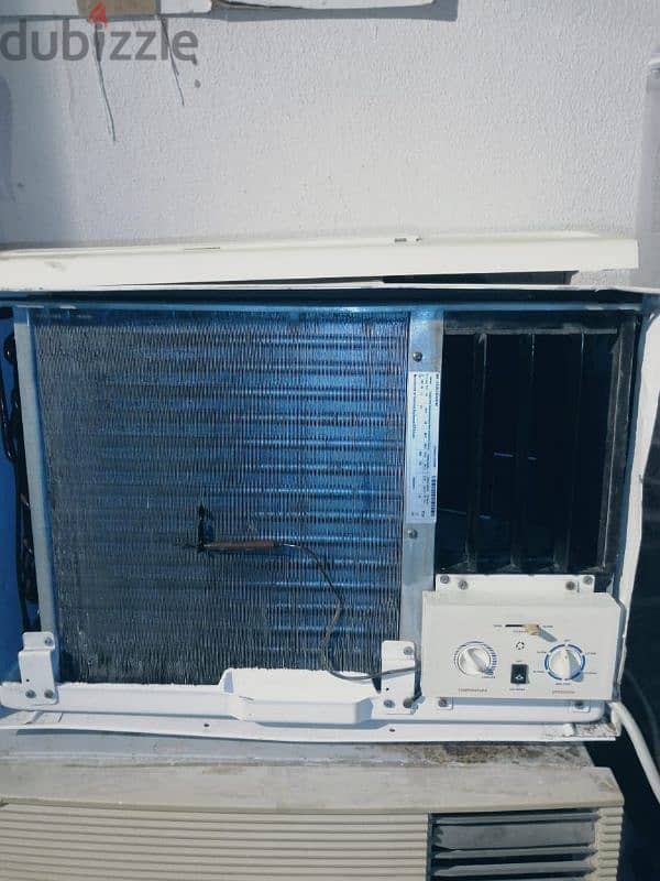 window AC 24 B compressor 2 ton God condition 1