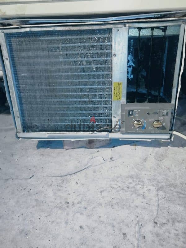 window AC 1.5 B compressor condition 1