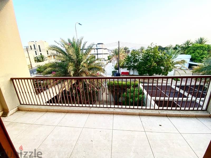 Villa for rent in Qurum 5 bedrooms- Mosaic villas 17