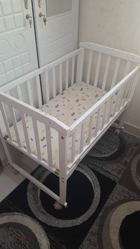 Baby crib 2