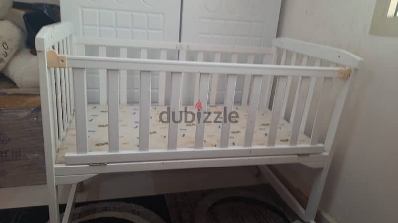 Baby crib 3