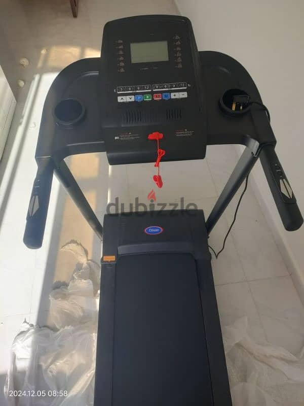 treadmill walking It's used only one month 1