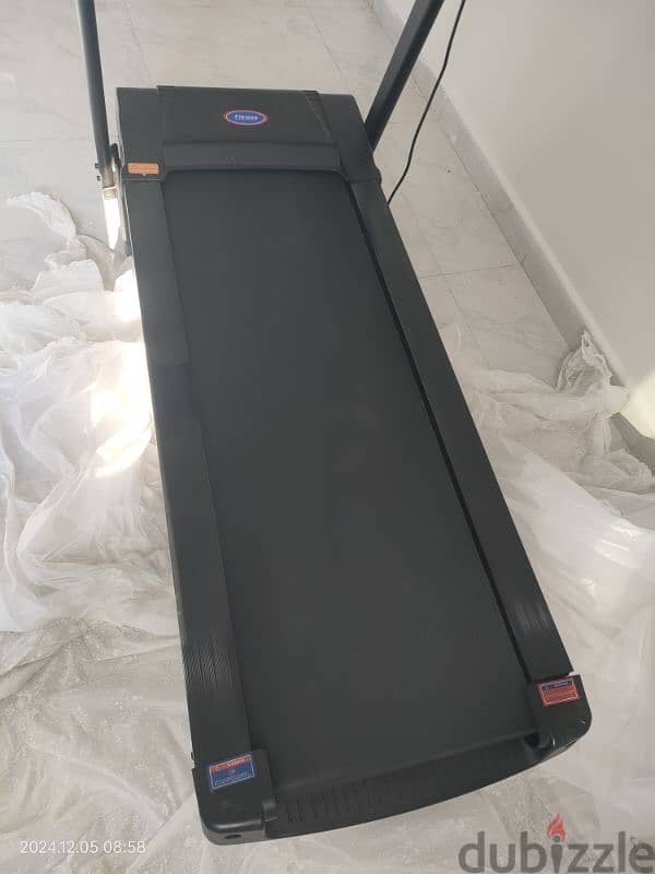 treadmill walking It's used only one month 6