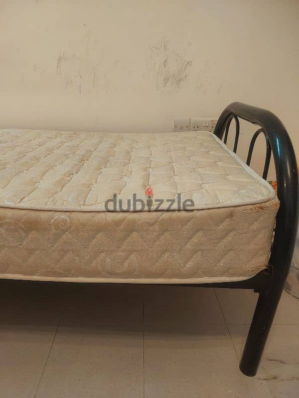 SPRING mattress high 4 omr,RAHA king size mattress,,delivery available 1