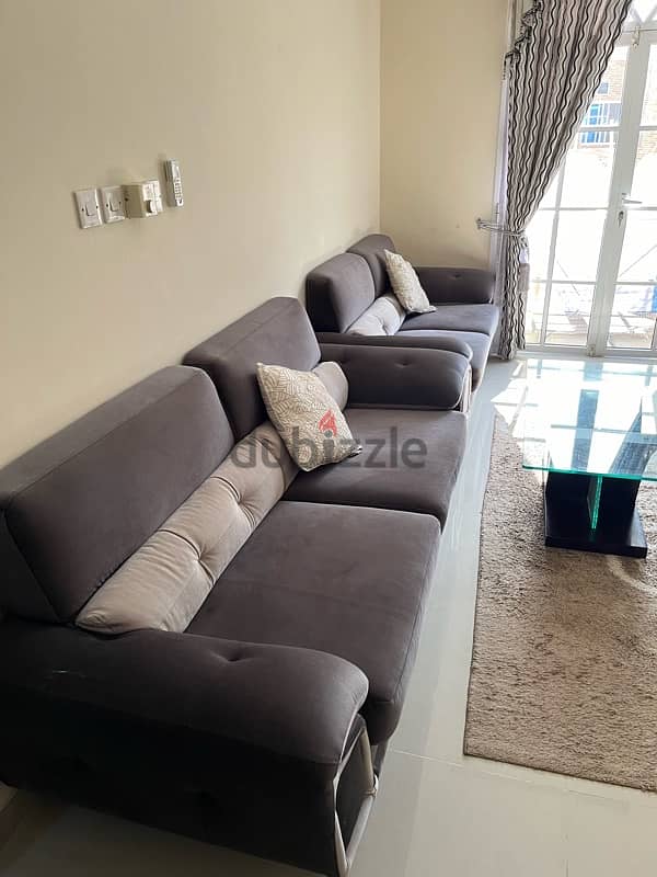 new sofa set for sale with rug and center table 4