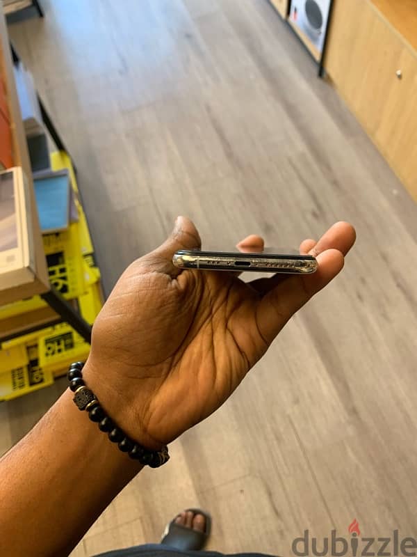 for sell iPhone XS 0