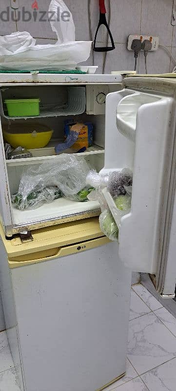 Two Fridge For Sale. 3