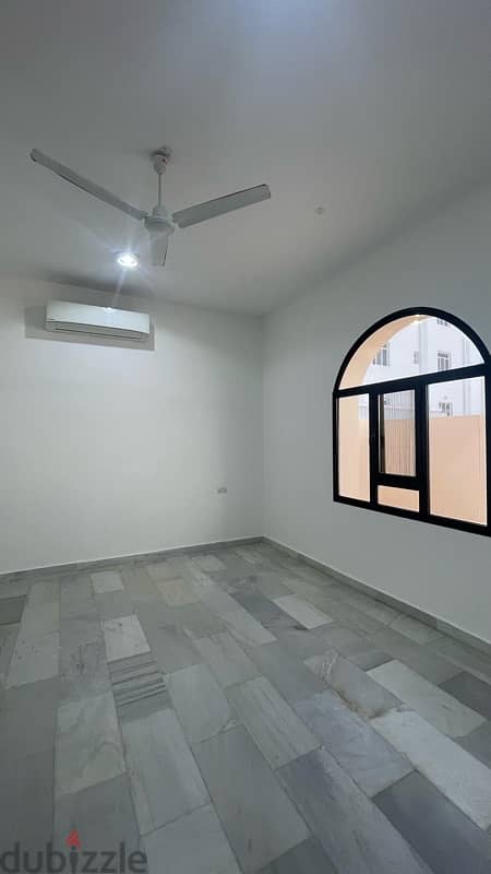 فيلا للإيجار في بوشر الضباط 6 villa for rent in bowsher 19