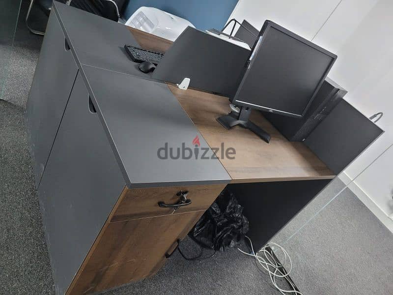 only desk for two person 0