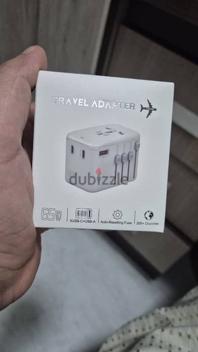 محول سفر عالمي Universal Travel Adapter