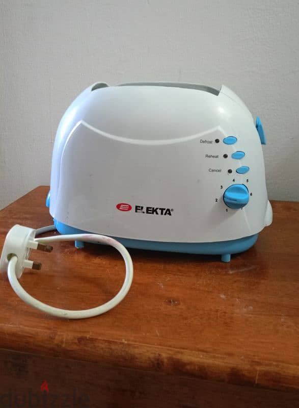 Elekta Bread Toaster 0