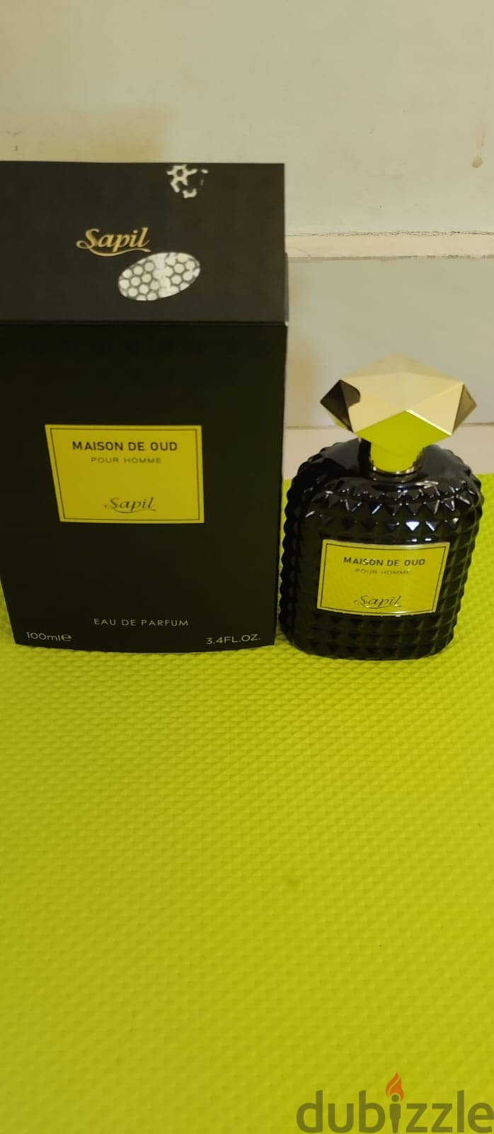 Perfume one bottle brand Maison de oud sapil 1