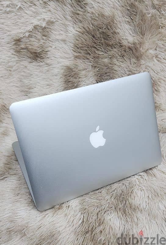 MacBook Air A1466 2015 3