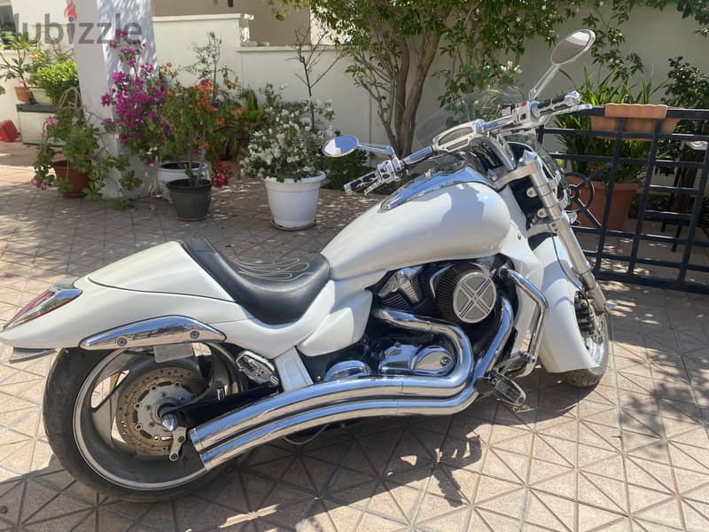 Suzuki boulevard 4