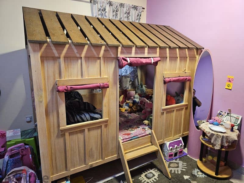 Kids Wooden Hut Bed 0