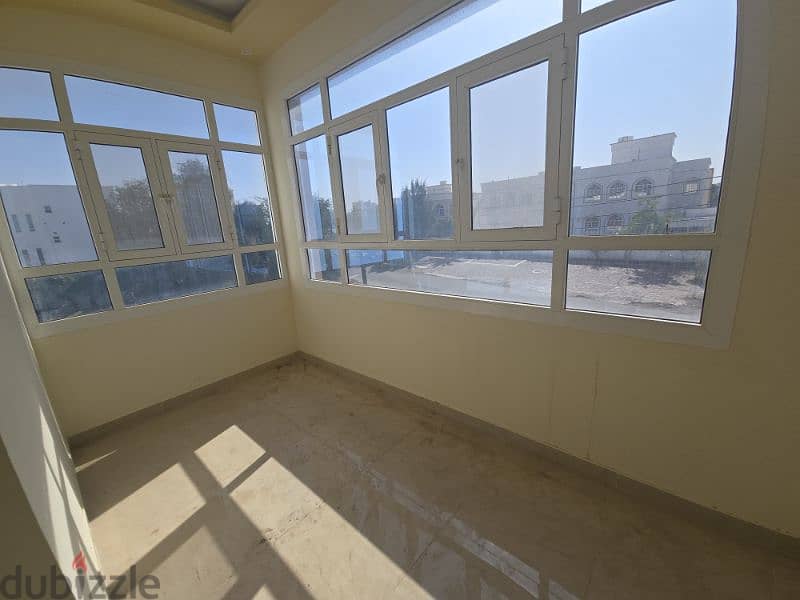 brand new flat spacious clean modern 15