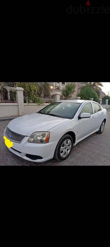 Mitsubishi Galant 2011 0