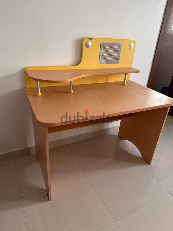 study table/ desk 2