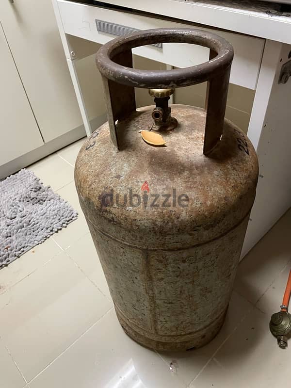 Gas cylinder 0