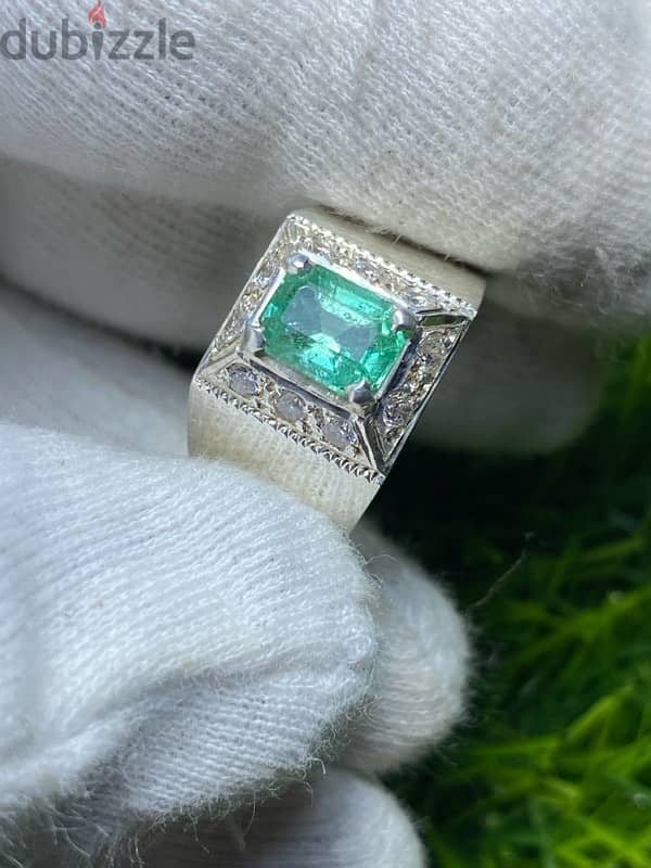 Emerald (زمرود) 1.5cts approx 3