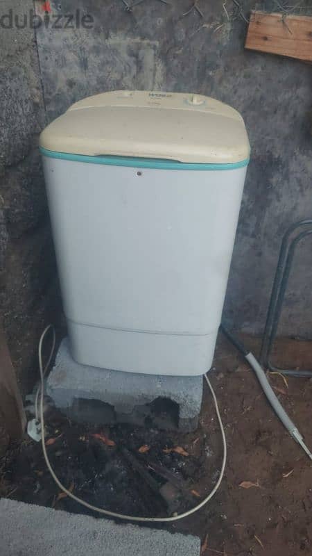 good condition washing machine available 5 kg 0