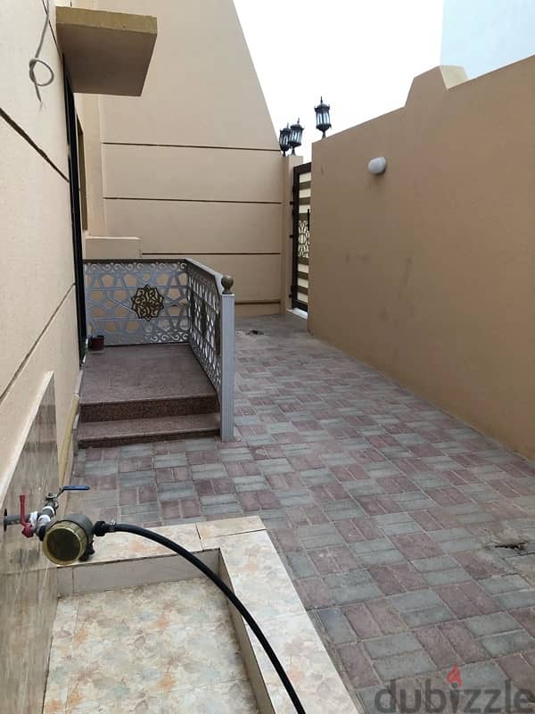 المعبيلة السادسة سابقاً villa for Rent in Mabela 5