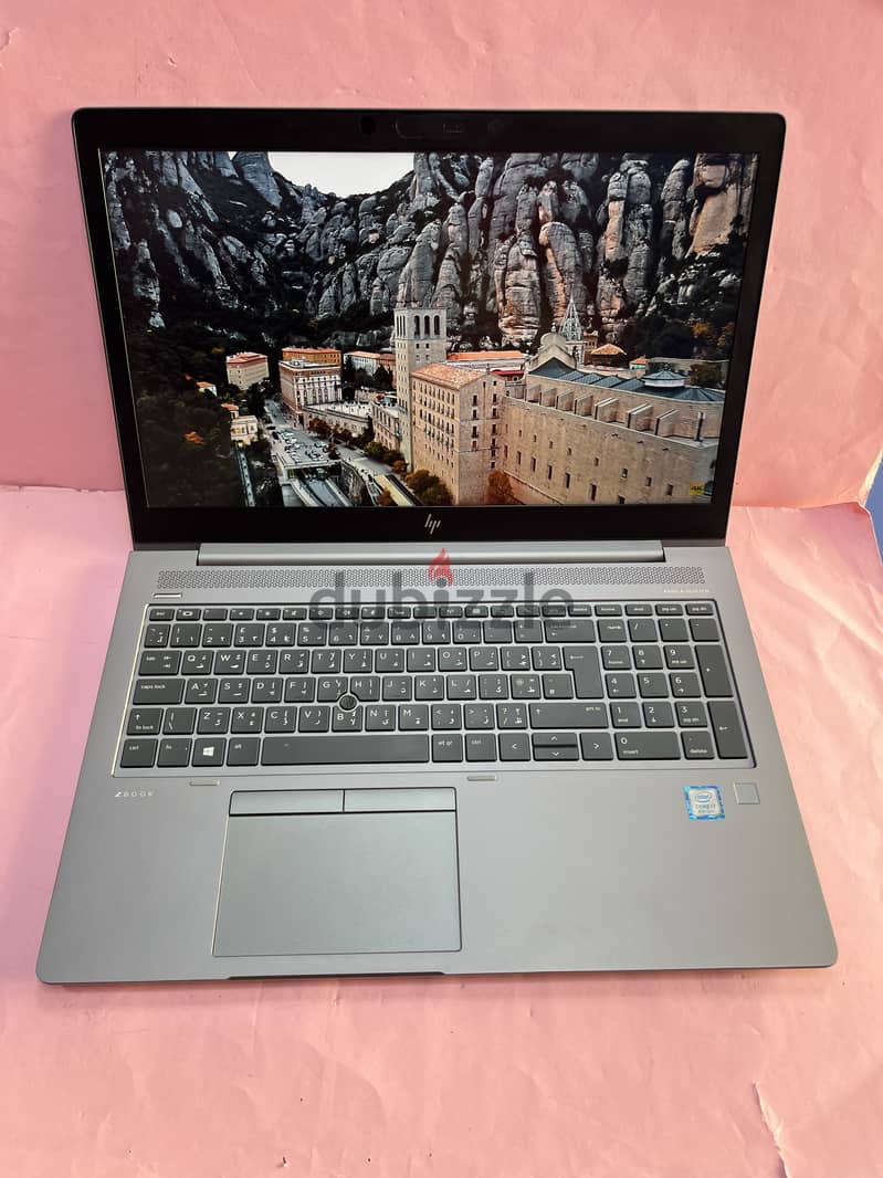 HP ZBOOK 15u G5 2GB RADEON PRO WX3100 GRAPHICS CORE I7 8t 1