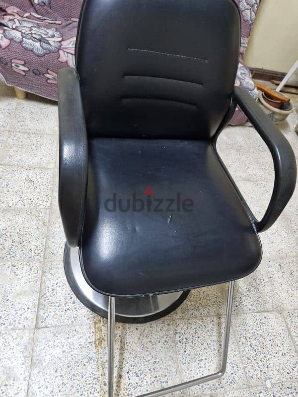 Hair Cutting Chair 5