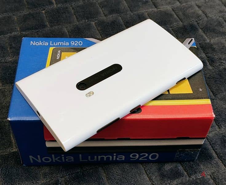 Nokia Lumia 920 White Brand New for Nokia Phone Lovers 0