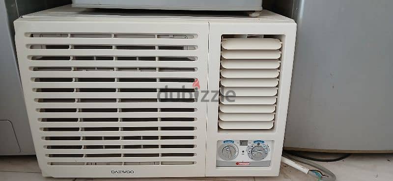 2 ton daewoo air-condition good cooling with one month warnty 0