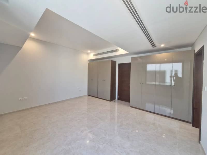 3 + 1 Modern Villa for Rent – Qurum Heights 8