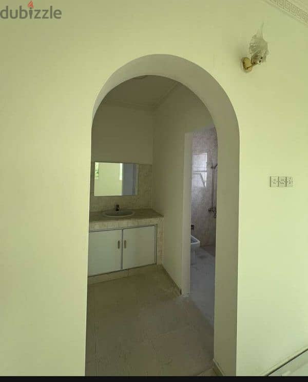 a zaiba  _ flat for rent very big 3bhk 2