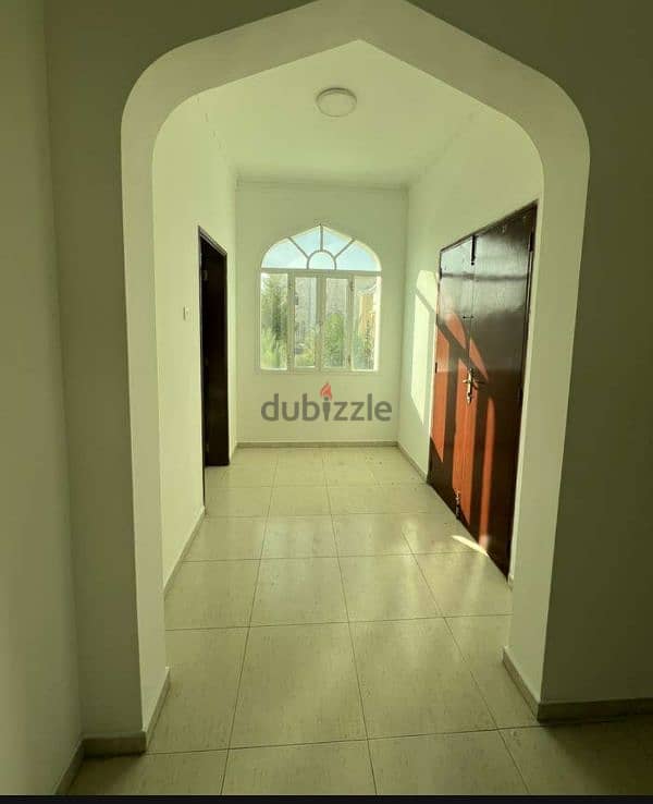 a zaiba  _ flat for rent very big 3bhk 6