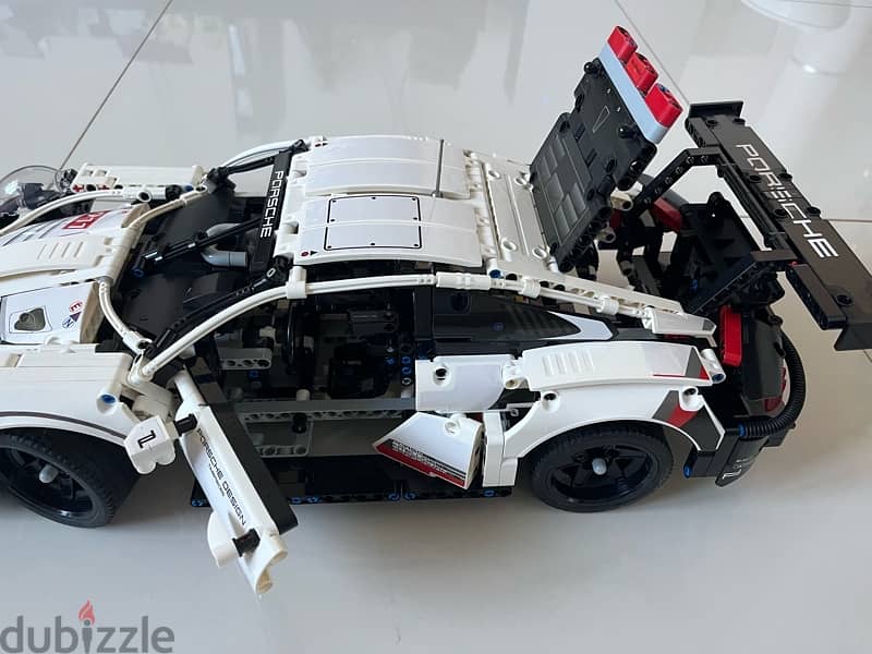 Lego Porsche 911 assembled 3